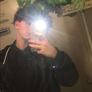 Meet your Posher, Victor